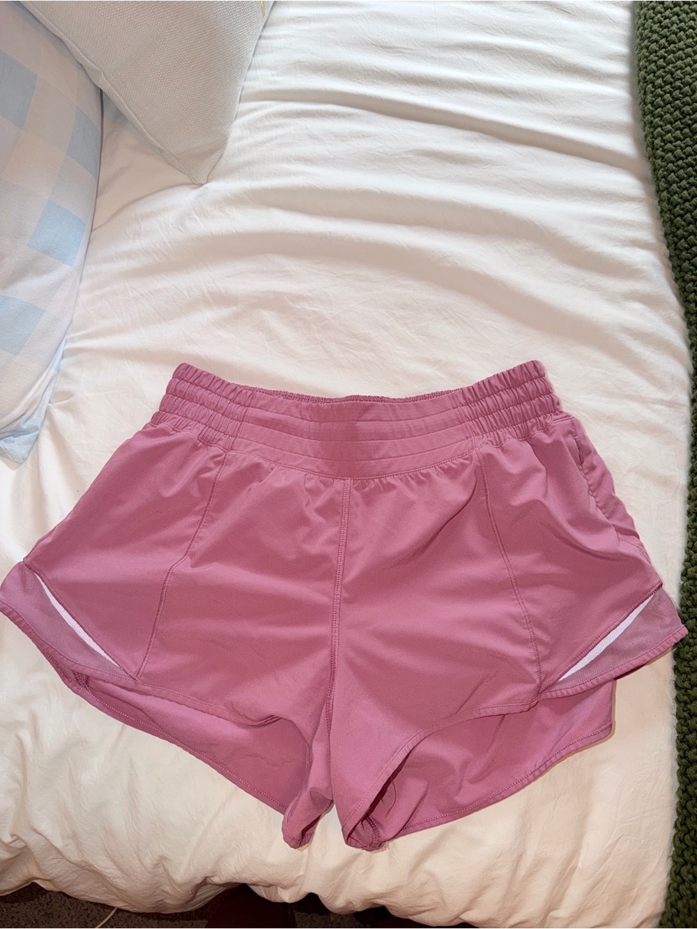lululemon 2.5 Hotty Hot Shorts